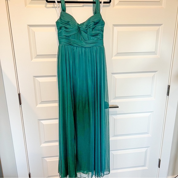 Azazie Reniya in Pine - Picture 3 of 9